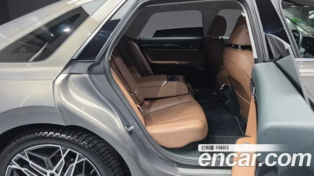 Hyundai Grandeur GN7 — Фото автомобиля 12
