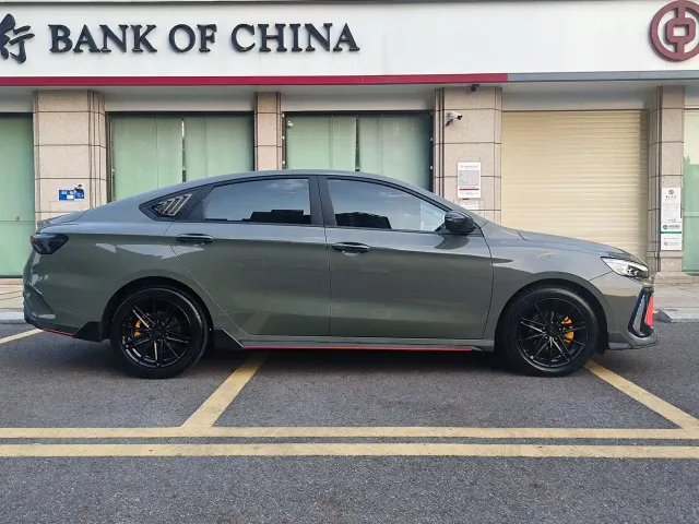 Geely Binrui — Фото автомобиля 12