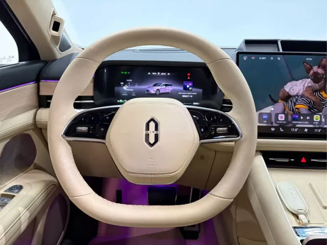 Aito M5 — Фото автомобиля 8