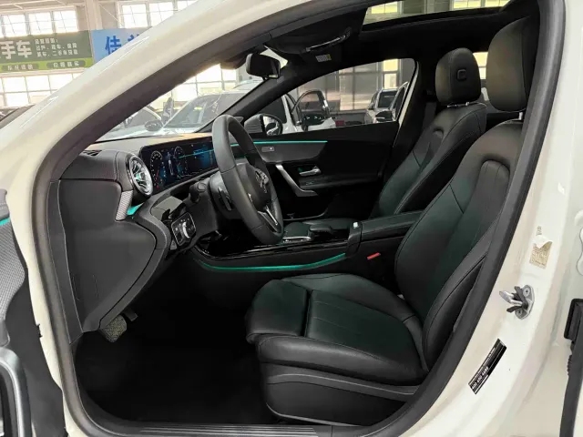 Mercedes-Benz A-Class — Фото автомобиля 8