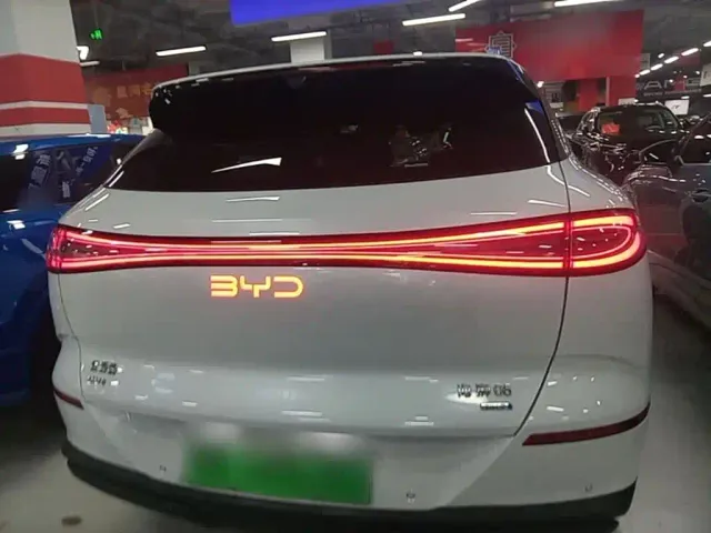 BYD Sealion 06 — Фото автомобиля 5