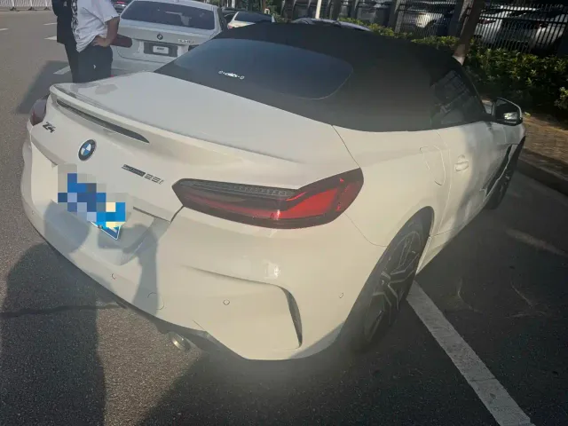 BMW Z4 — Фото автомобиля 3