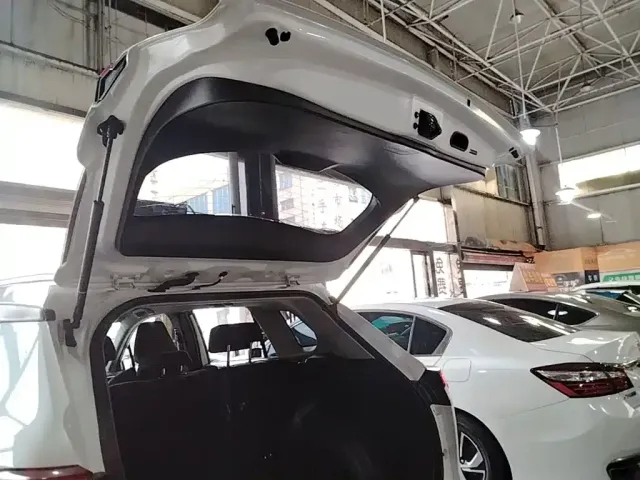 Toyota Frontlander — Фото автомобиля 18