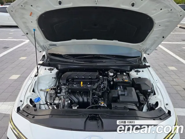 Hyundai Avante CN7 — Фото автомобиля 6
