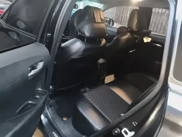 Toyota Corolla Cross — Фото автомобиля 18