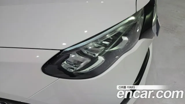 Mercedes-Benz E-Class W214 — Фото автомобиля 11