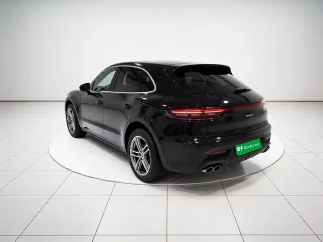 Porsche Macan — Фото автомобиля 4