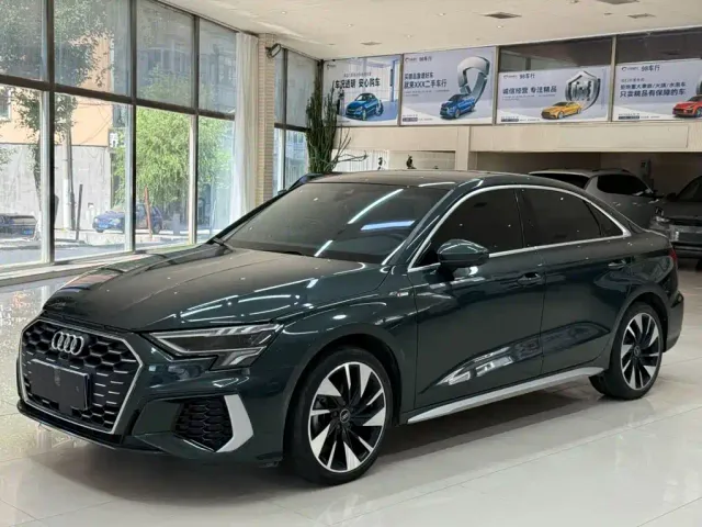 Фотография автомобиля — Audi A3