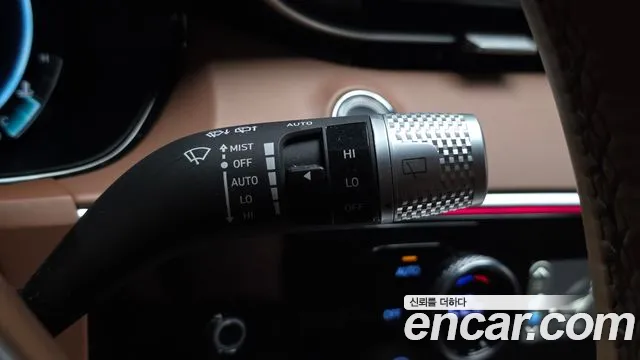 Genesis GV70 2.5T Бензин AWD — Фото автомобиля 22