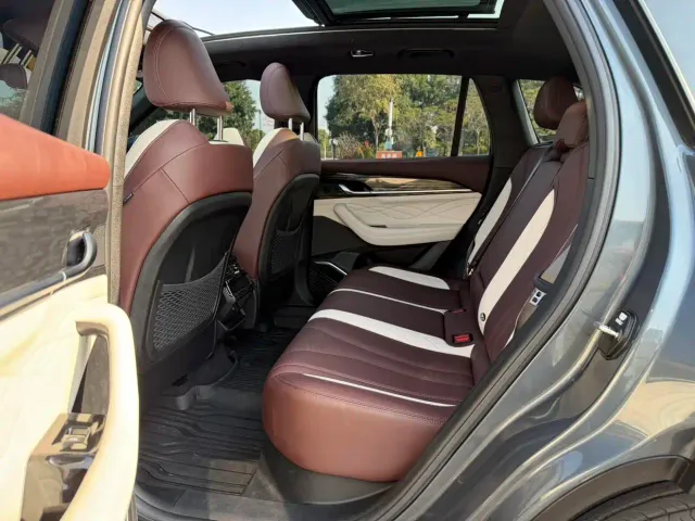 Geely Xingyue L — Фото автомобиля 13