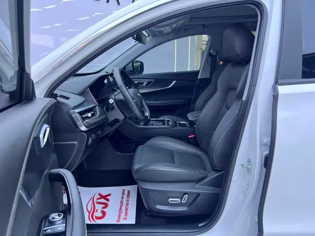 Chery Tiggo 8 — Фото автомобиля 7
