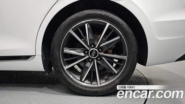 Hyundai Grandeur New — Фото автомобиля 6