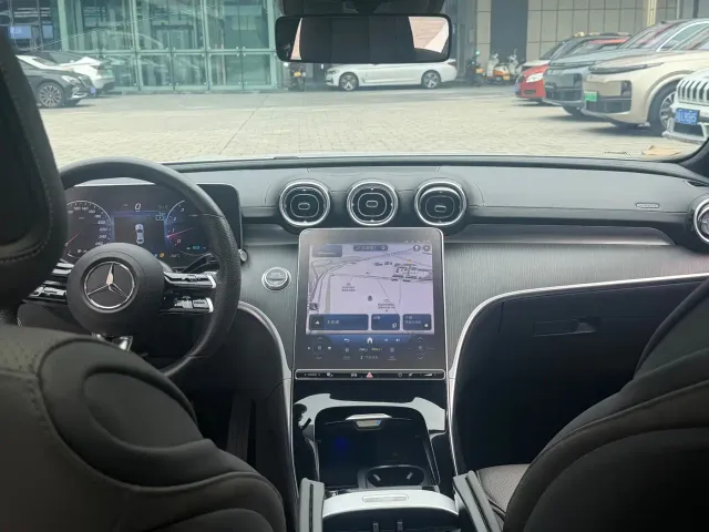Mercedes-Benz C-Class — Фото автомобиля 4