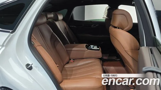Genesis G80 RG3 — Фото автомобиля 17
