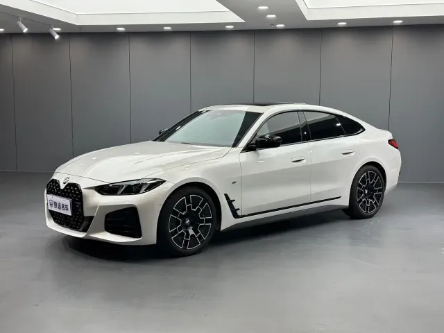 Фотография автомобиля — BMW 4 Series