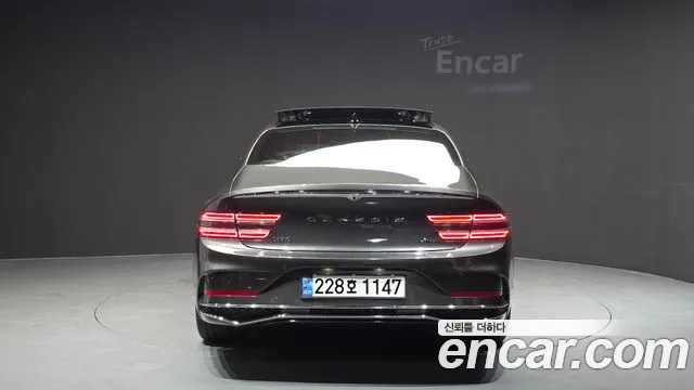 Genesis G80 Бензин 2.5 турбо AWD — Фото автомобиля 4