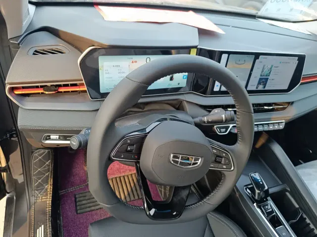Geely Binrui — Фото автомобиля 6