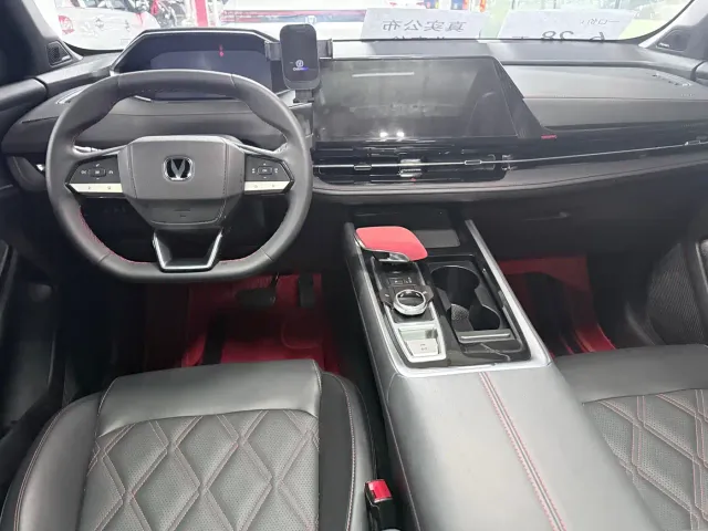 Changan CS55 Plus — Фото автомобиля 12
