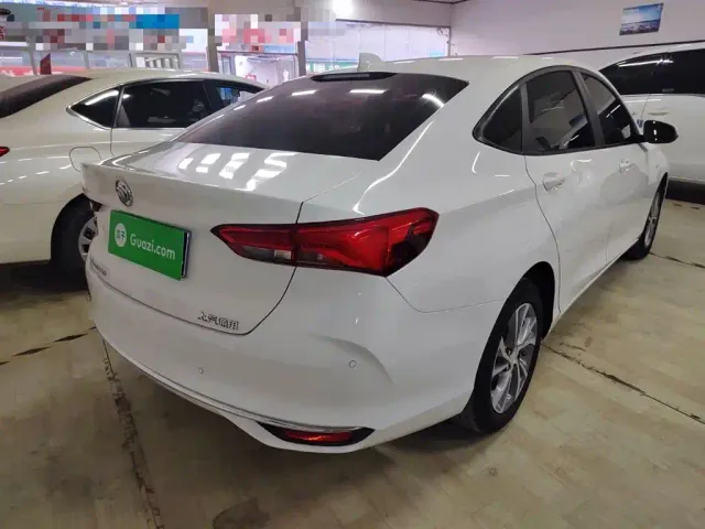 Buick Verano — Фото автомобиля 6