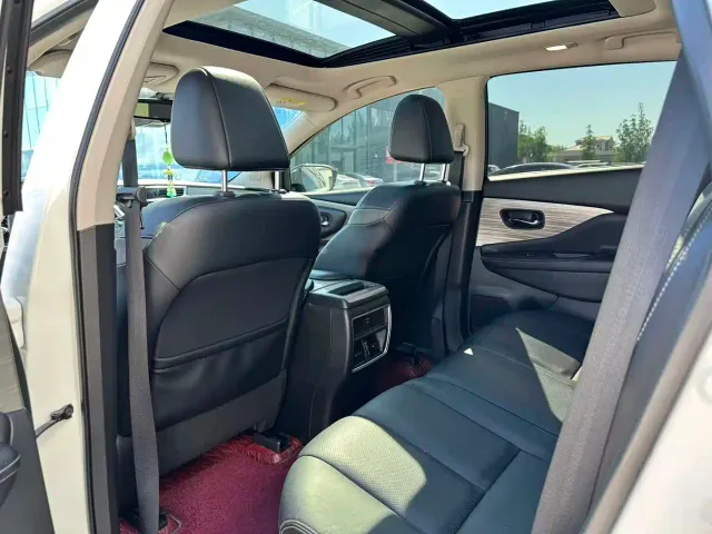 Nissan Murano — Фото автомобиля 6