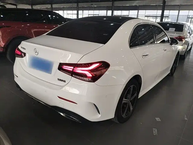 Mercedes-Benz A-Class — Фото автомобиля 6