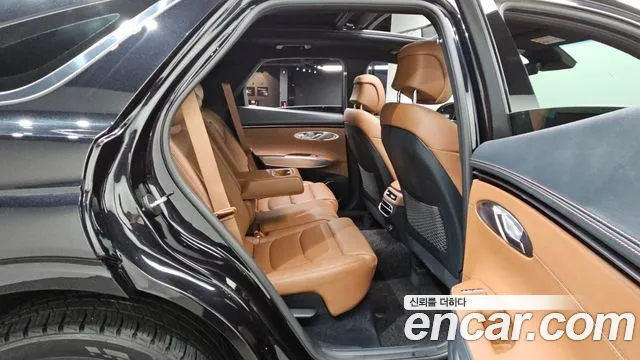 Genesis GV70 2.5T Бензин AWD — Фото автомобиля 23