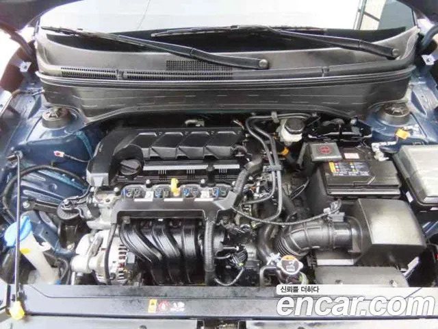 Hyundai Venue — Фото автомобиля 19