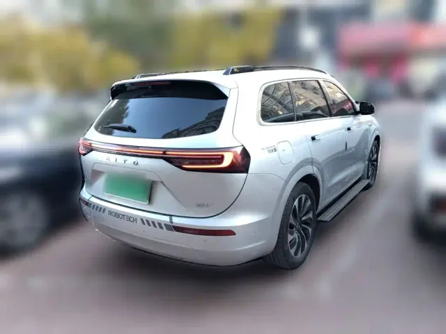 Aito M7 — Фото автомобиля 6