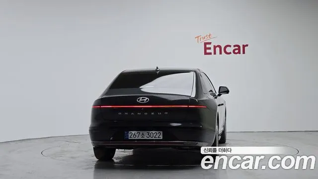Hyundai Grandeur GN7 — Фото автомобиля 4