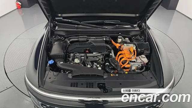 Hyundai Grandeur GN7 — Фото автомобиля 6