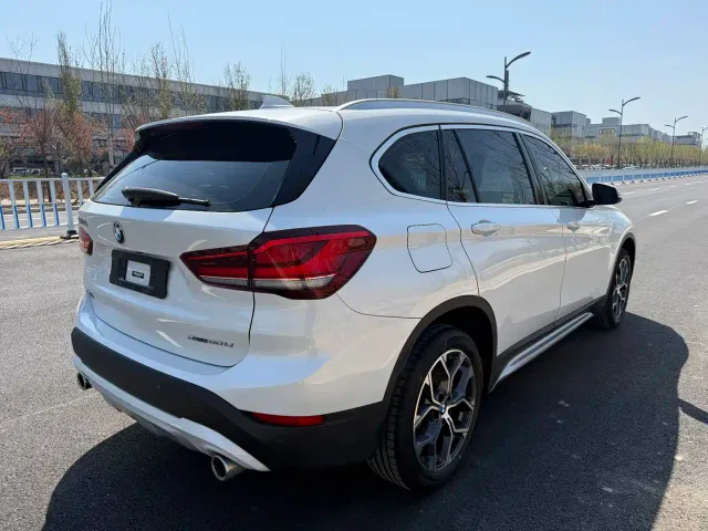 BMW X1 — Фото автомобиля 9