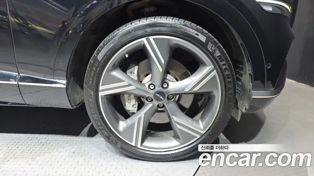 Genesis GV80 2.5T Бензин AWD — Фото автомобиля 21