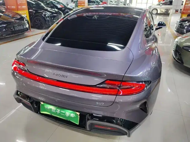 Xiaomi SU7 — Фото автомобиля 5