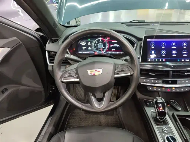 Cadillac CT5 — Фото автомобиля 10