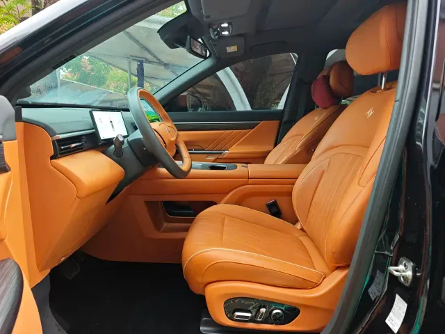 Dongfeng eπ 008 — Фото автомобиля 5