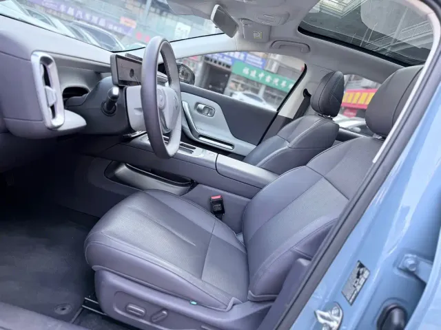 Leapmotor B01 — Фото автомобиля 7