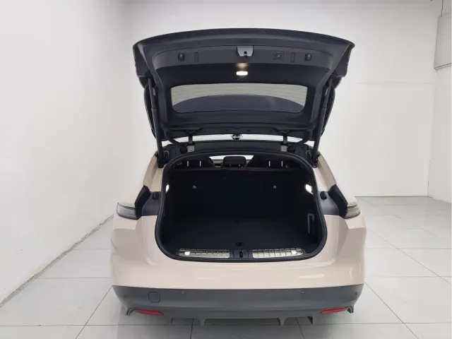 Nio ET5 Touring — Фото автомобиля 6