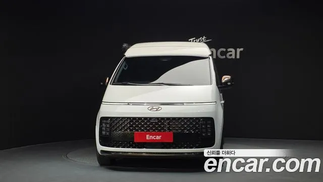 Hyundai Staria Staria — Фото автомобиля 3