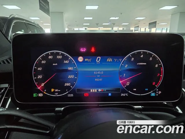 Mercedes-Benz S-Class — Фото автомобиля 8