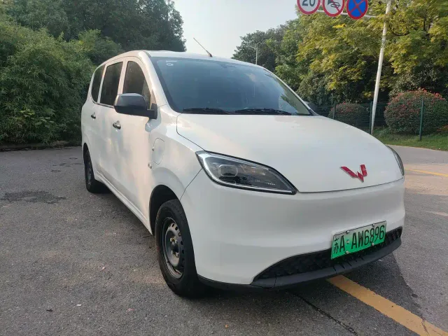 Wuling Hongguang — Фото автомобиля 2