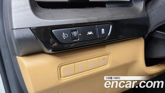 Kia Canival Carnival 4 поколение Бензин 7 мест Signature — Фото автомобиля 13