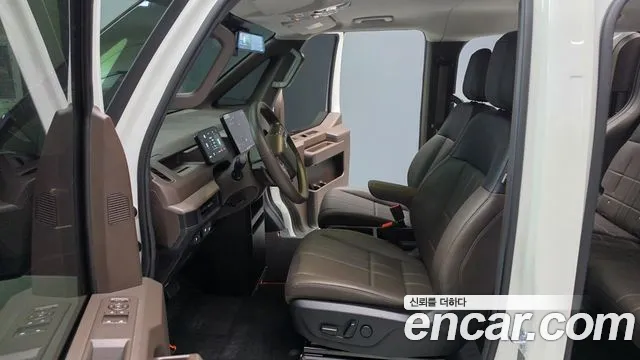 Kia PV5 — Фото автомобиля 10