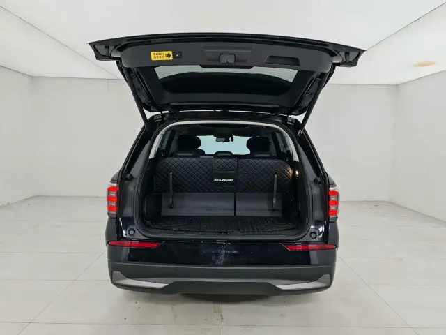 Ford Edge — Фото автомобиля 14