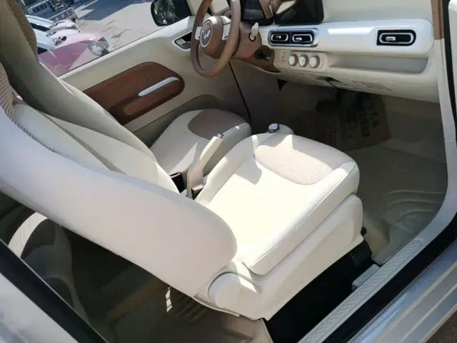 Wuling Hongguang Mini EV — Фото автомобиля 24