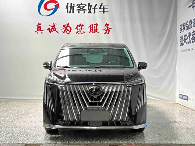 GAC Trumpchi M8 — Фото автомобиля 2