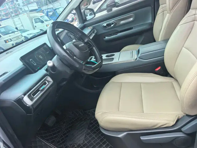GAC Aion Y — Фото автомобиля 11