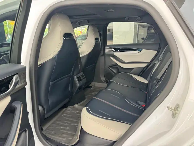 BYD Qin PLUS — Фото автомобиля 8