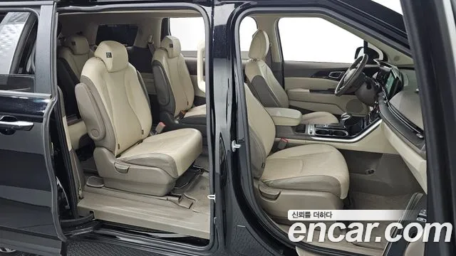 Kia Canival Carnival 4 поколение 9 мест Prestige — Фото автомобиля 12