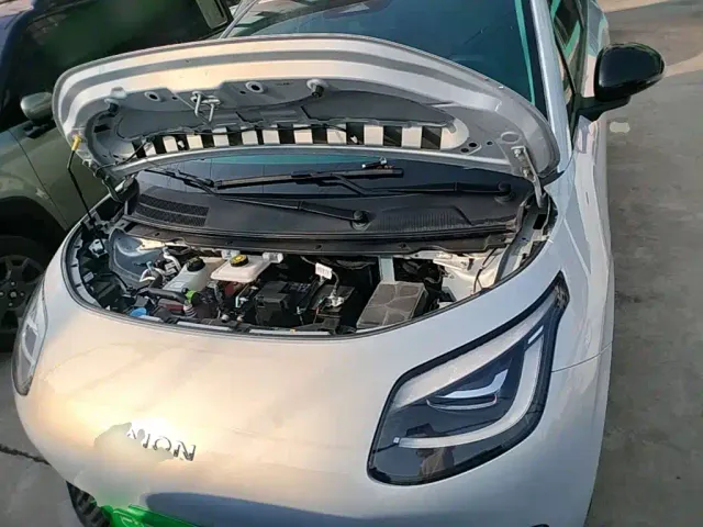 GAC Aion UT — Фото автомобиля 19