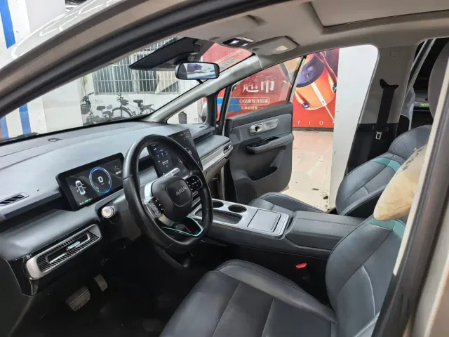 GAC Aion Y — Фото автомобиля 7